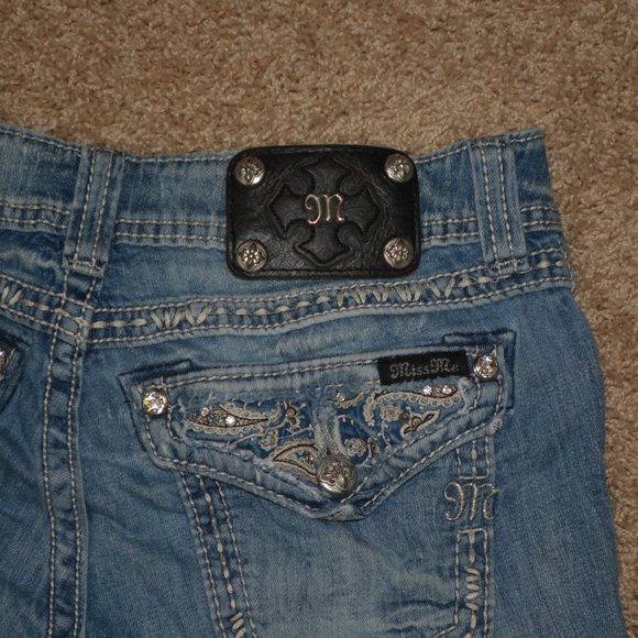 MISS ME Cuffed Capri Jeans Size 28 - Picture 8 of 8